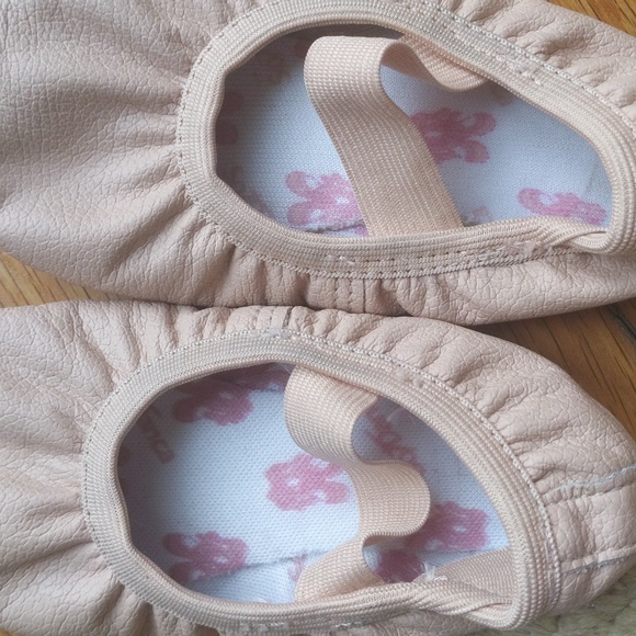 Ballet shoes 6 wide - Picture 5 of 6